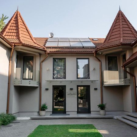Hotel Laudon Uzjhorod Eksteriør billede